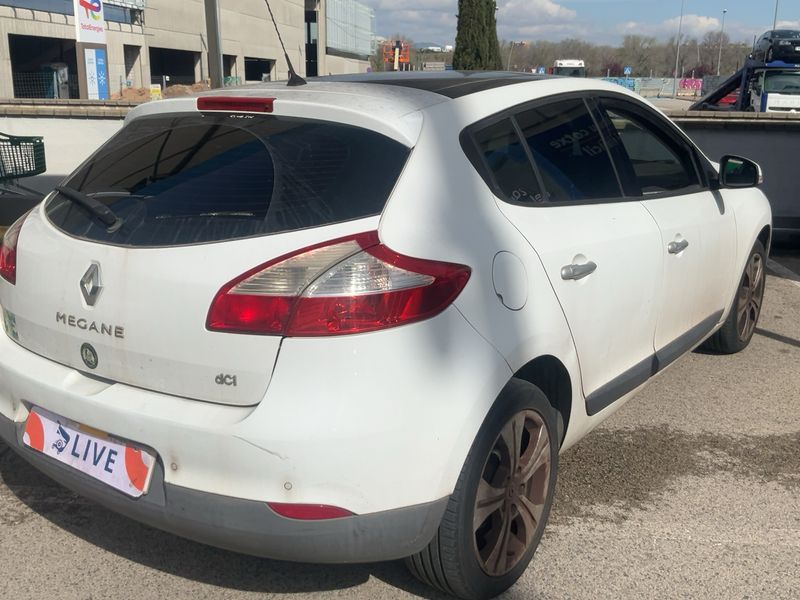 Renault Megane 1.5 dCi Dynamique — zdjęcie 6
