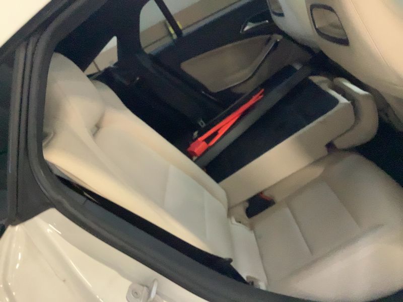 Mercedes-Benz CLA-Klasse CLA 220 Shooting Brake Urban — zdjęcie 14