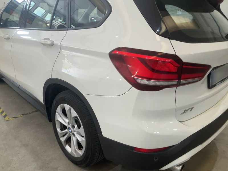 BMW X1 xDrive 25e Advantage — zdjęcie 3