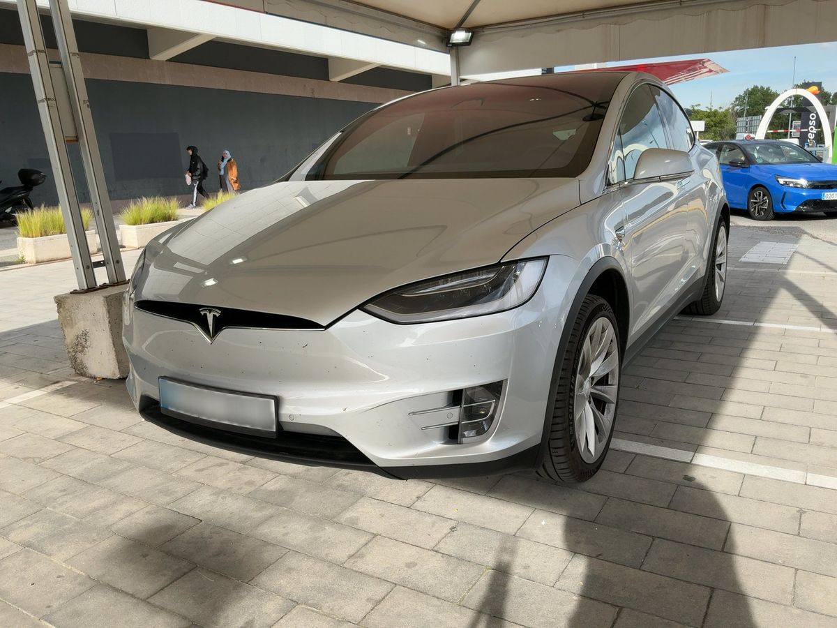 Tesla Model 2017