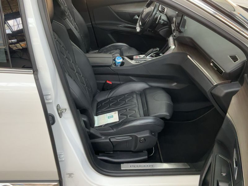 Peugeot 5008 2.0 Blue-HDi GT — zdjęcie 11