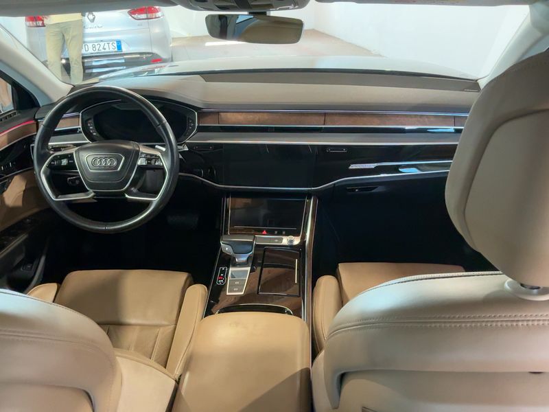 Audi A8 3.0 TDI Mild-Hybrid 50 quattro — zdjęcie 12