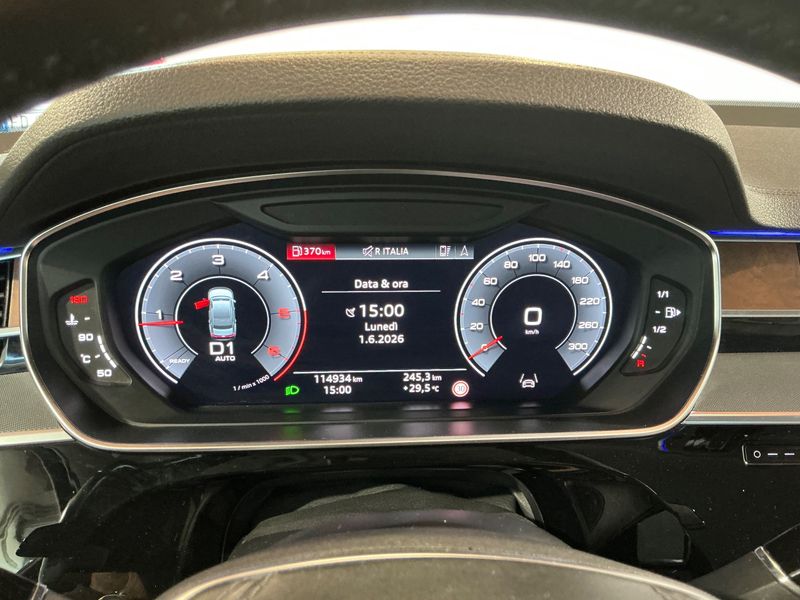 Audi A8 3.0 TDI Mild-Hybrid 50 quattro — zdjęcie 13