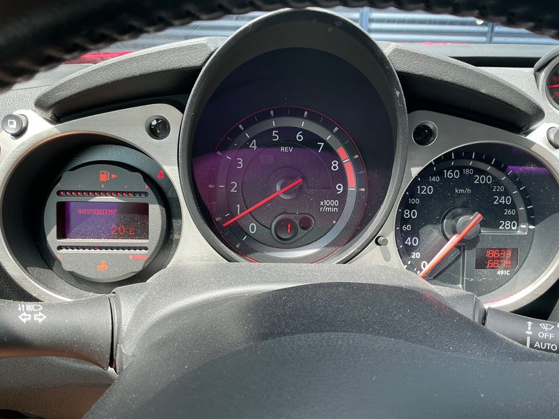 Nissan 370 Z 3.7 V6 Basis — zdjęcie 13