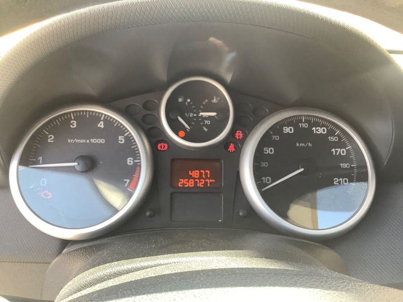 Peugeot 207 1.4 207 Plus 2013 – снимка 4