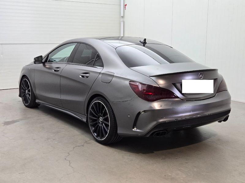 Mercedes-Benz CLA-Klasse CLA 180 AMG Line — zdjęcie 2