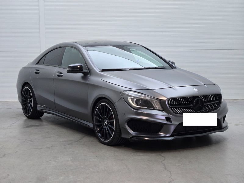 Mercedes-Benz CLA-Klasse CLA 180 AMG Line — zdjęcie 4
