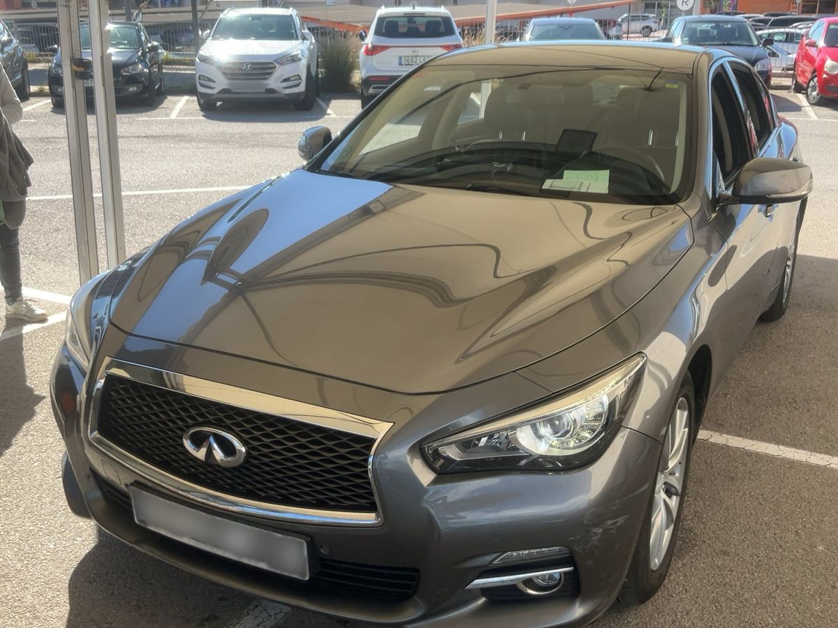 Infiniti Q50 2016