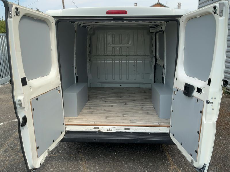 Peugeot Boxer 2.0 Blue-HDi 328 L1H1 Komfort — zdjęcie 10