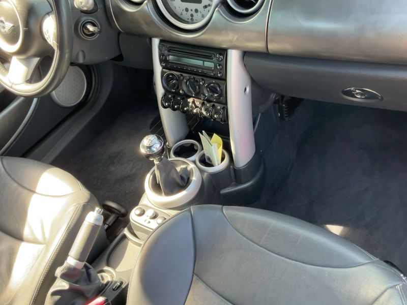 MINI Cabrio Cooper S — zdjęcie 12