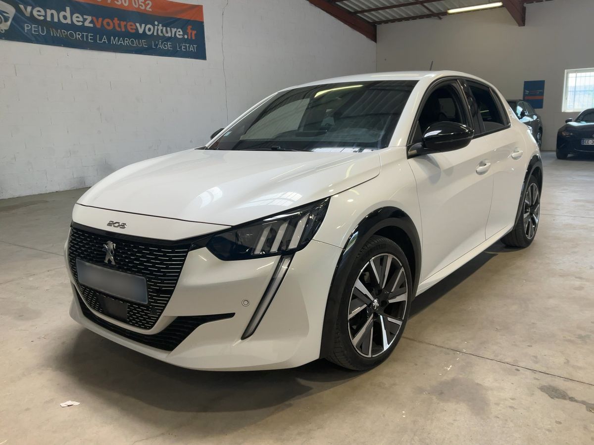 Peugeot 208 2020 — photo 1