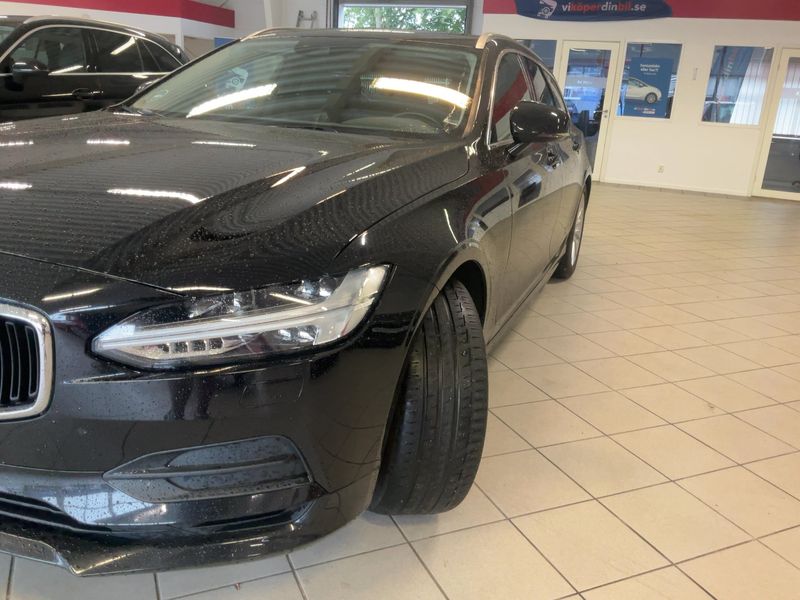 Volvo V90 2.0 T4 Momentum — zdjęcie 2