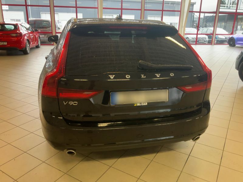 Volvo V90 2.0 T4 Momentum — zdjęcie 5
