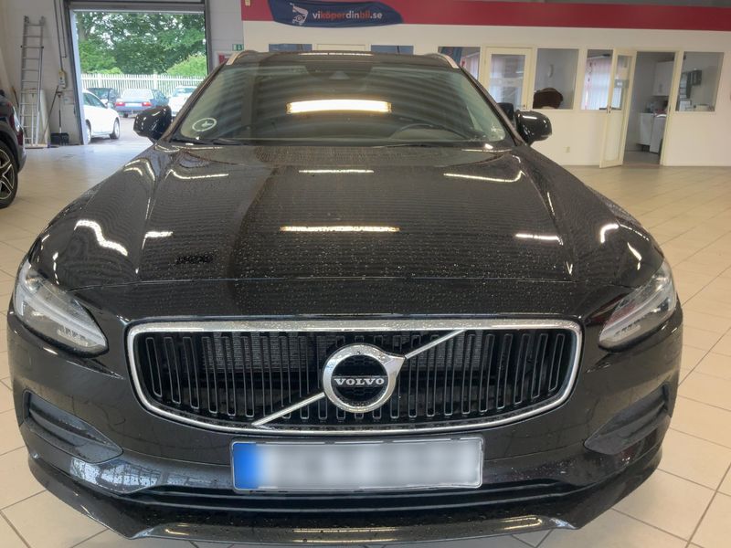 Volvo V90 2.0 T4 Momentum — zdjęcie 9