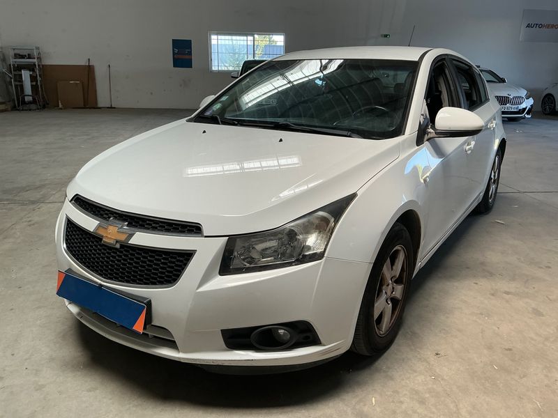 Chevrolet Cruze 1.6 LT