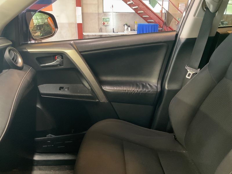 Toyota RAV 4 2.0 D-4D Life 2015 – снимка 27
