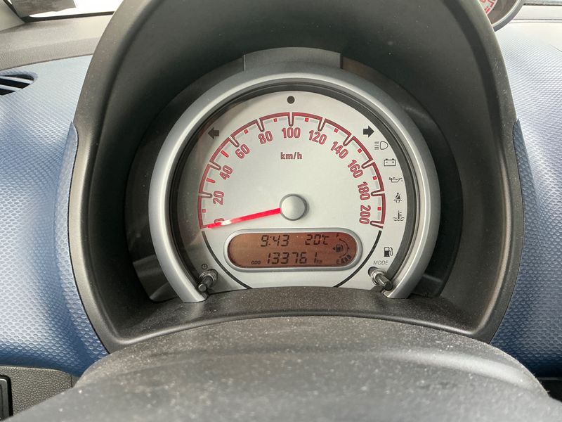 Opel Agila 1.0 Edition — zdjęcie 4
