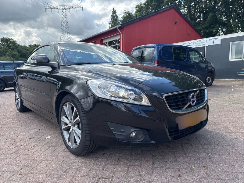 Volvo C70 2.5 T5 Momentum — zdjęcie 6