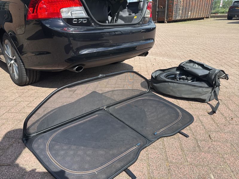 Volvo C70 2.5 T5 Momentum — zdjęcie 25