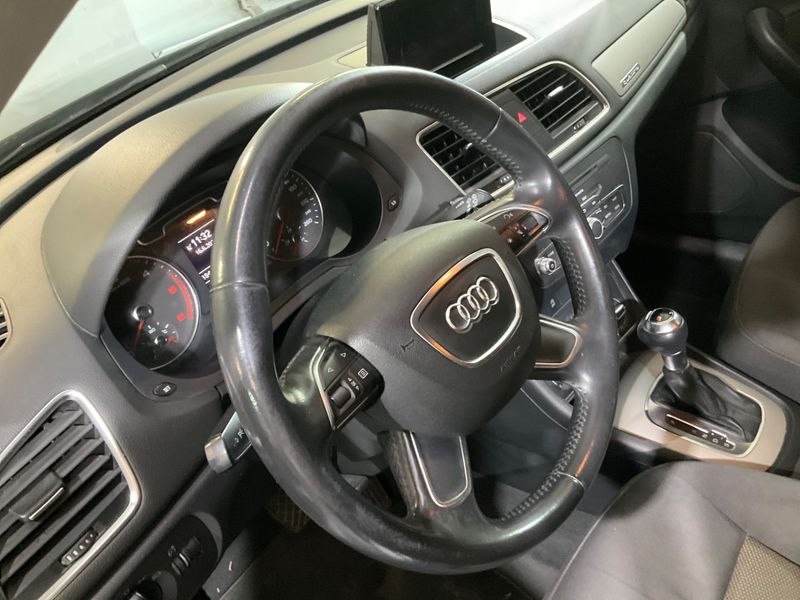 Audi Q3 2.0 TDI quattro 2014 – снимка 25