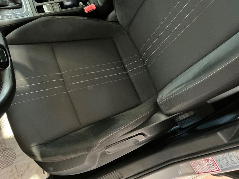 Volkswagen Golf VII 2.0 TDI 4Motion BlueMotion Tech 2015 – снимка 25
