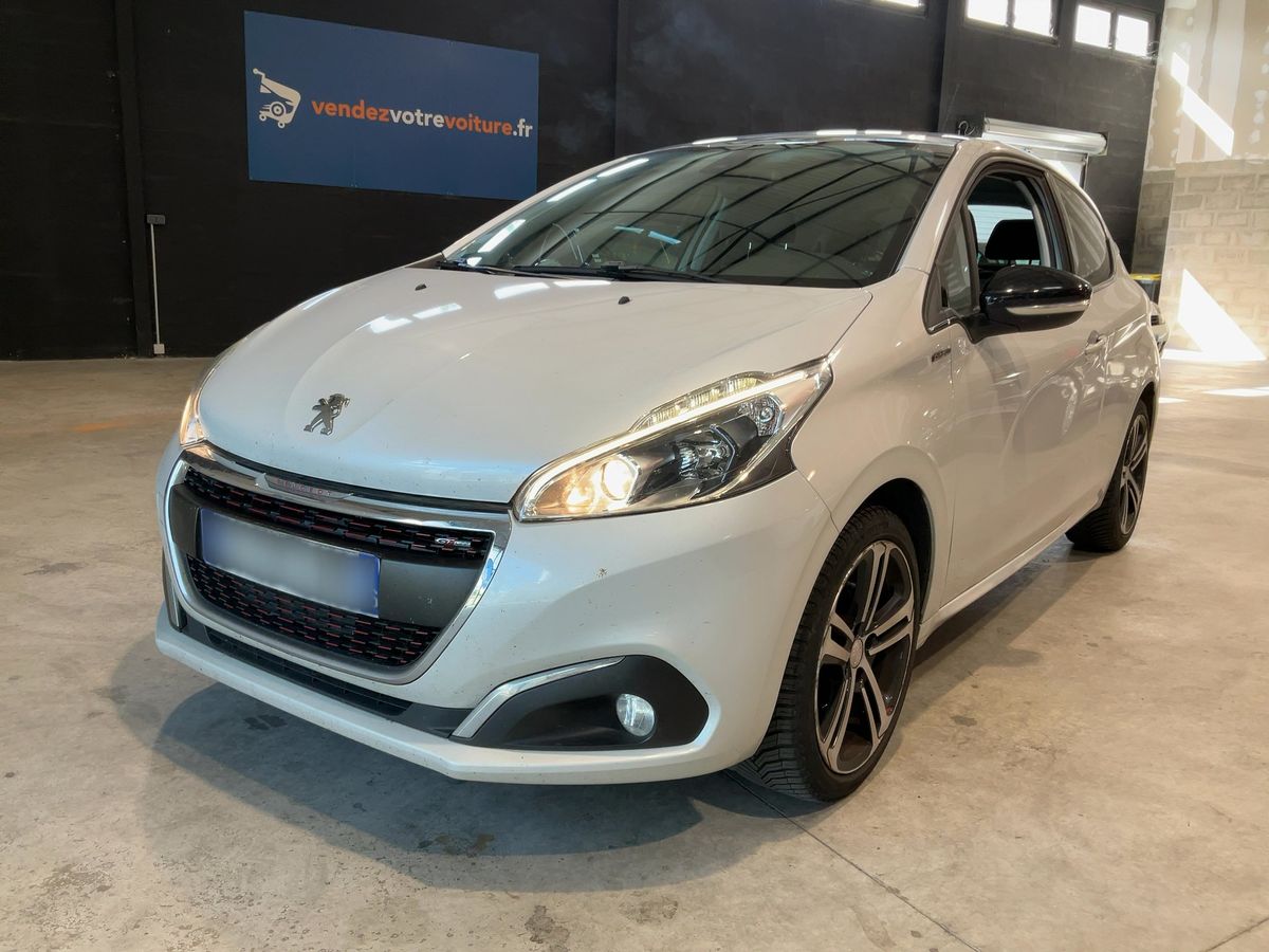 Peugeot 208 2016 — photo 1