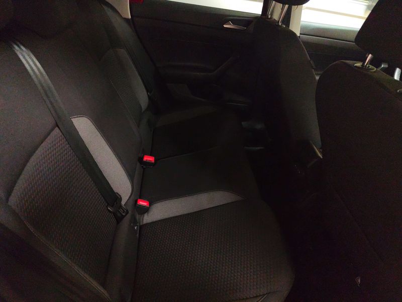 Volkswagen Taigo 1.0 TSI Life 2023 – снимка 13