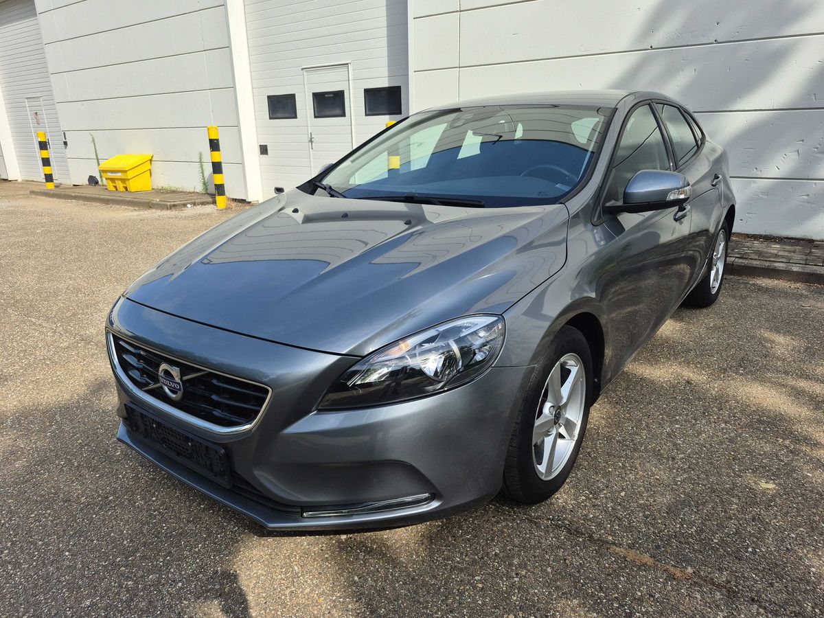 Volvo V40 2016