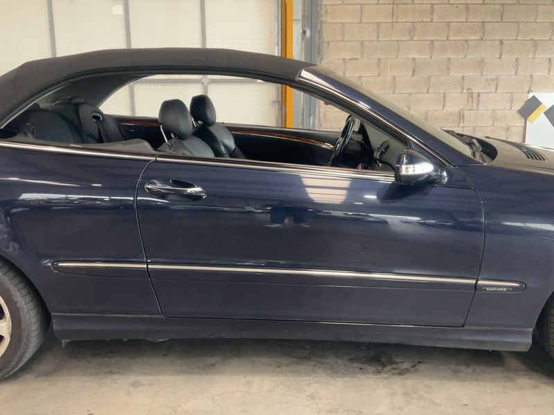 Mercedes-Benz CLK-Klasse CLK 240 Elegance — zdjęcie 7