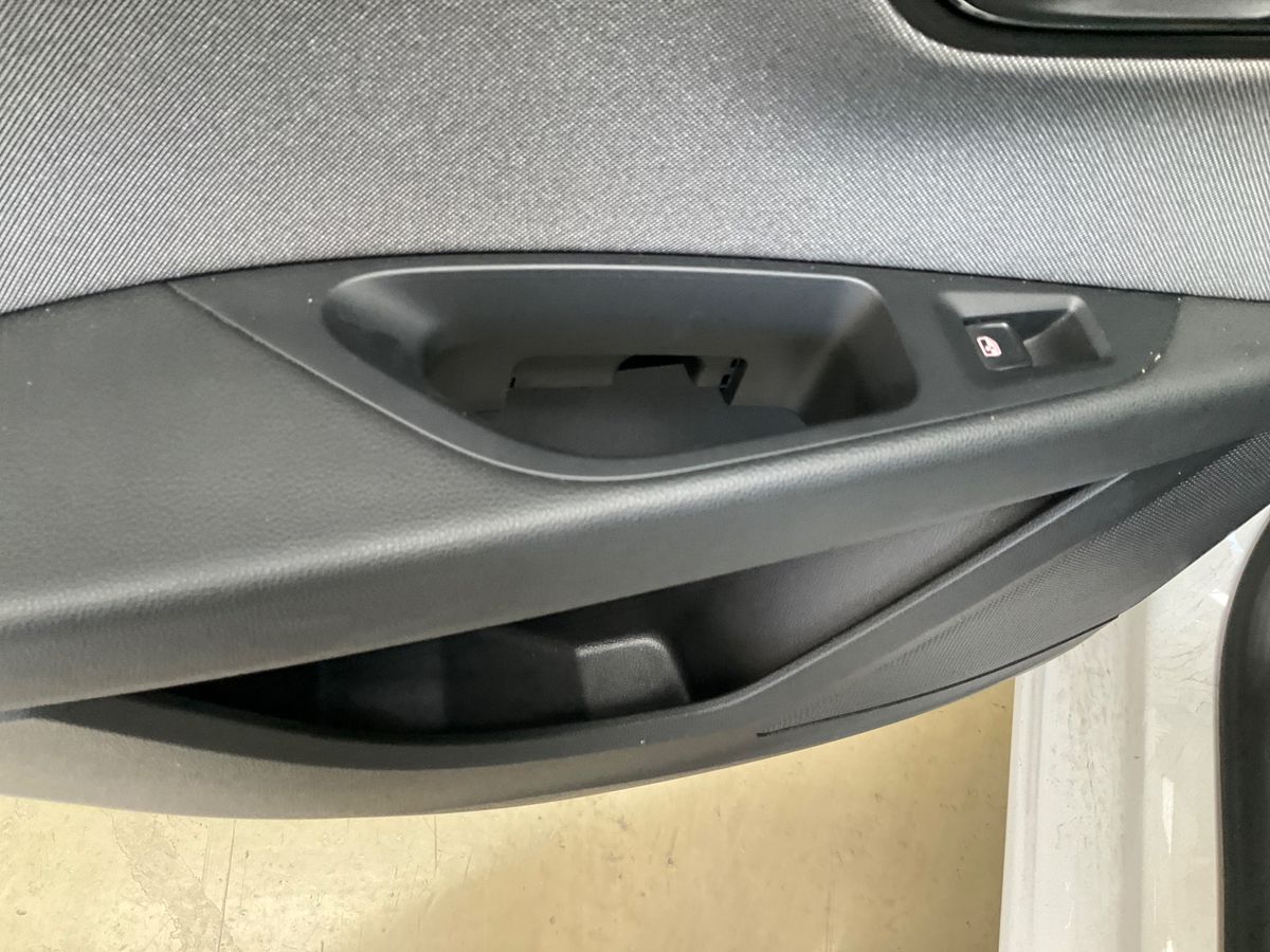 Seat Leon 2017 — photo 24