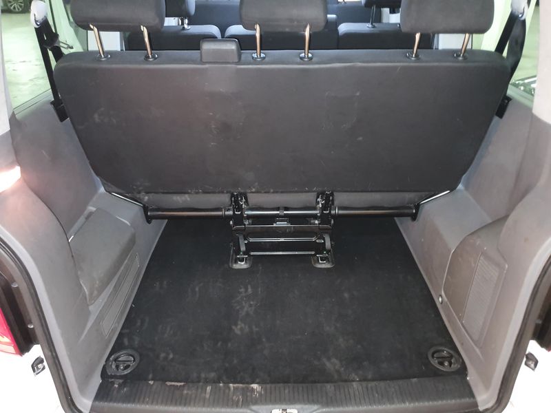 Volkswagen T6 Caravelle 2.0 TDI Comfortline FWD — zdjęcie 9