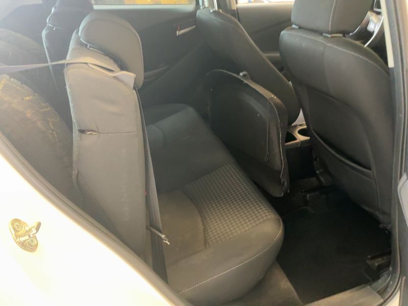 Mazda 2 1.5 Kizoku — zdjęcie 14