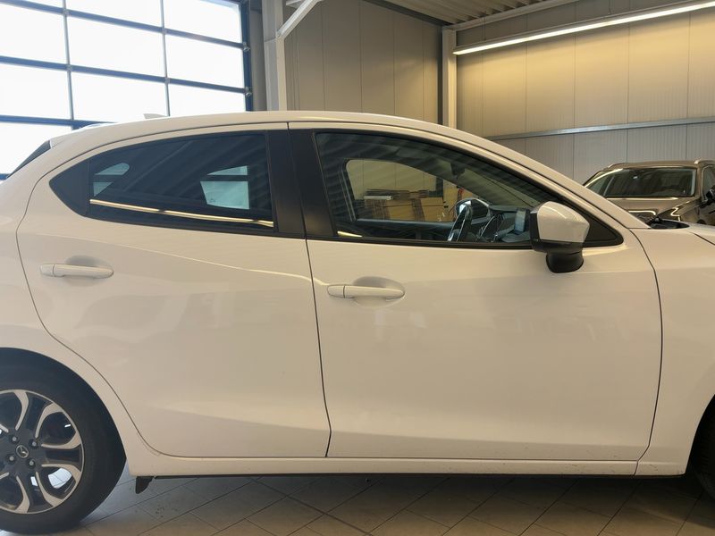 Mazda 2 1.5 Kizoku — zdjęcie 7
