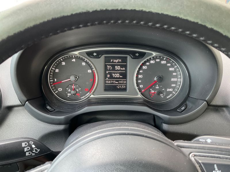 Audi A1 1.4 TFSI Ambition — zdjęcie 13