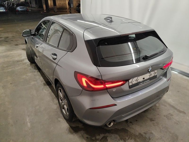 BMW 1er 116d Advantage 2022 – снимка 3
