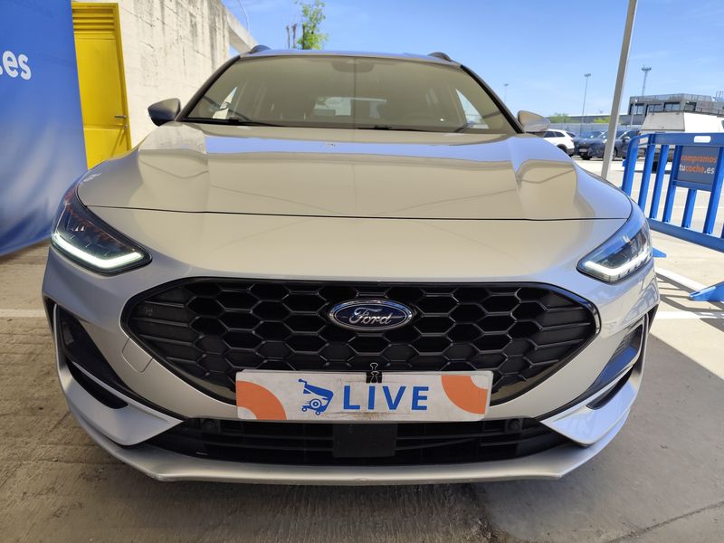 Ford Focus 1.0 EcoBoost Mild-Hybrid ST-Line — zdjęcie 7