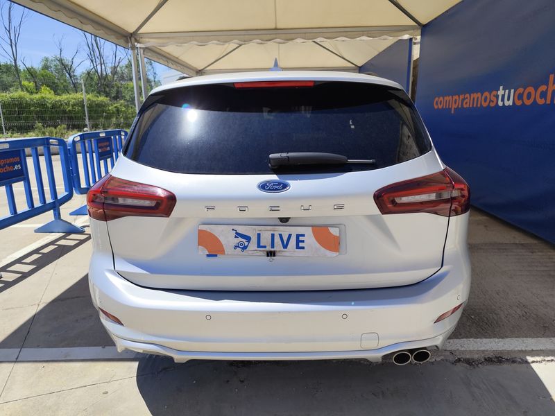 Ford Focus 1.0 EcoBoost Mild-Hybrid ST-Line — zdjęcie 4