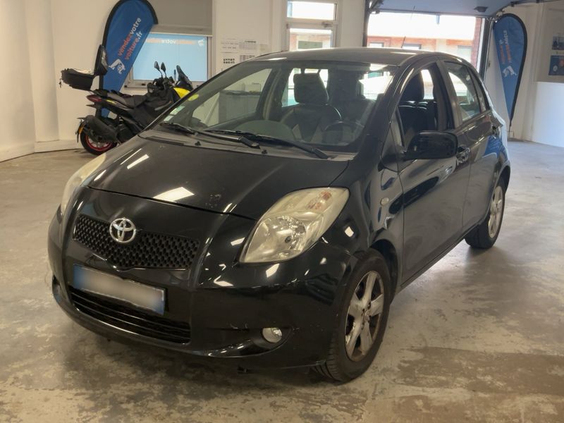 Yaris 1.3 VVT-i Sol