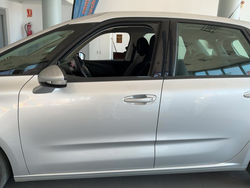 Citroen C4 Picasso 1.6 Blue-HDi Business Class — zdjęcie 4