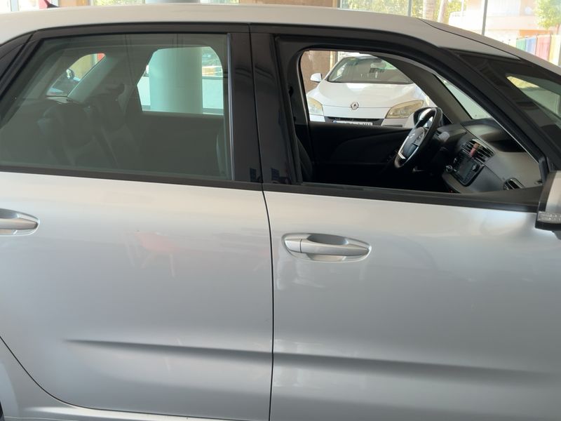 Citroen C4 Picasso 1.6 Blue-HDi Business Class — zdjęcie 7