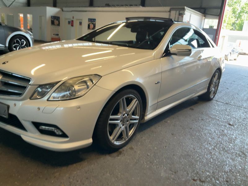 Mercedes-Benz E-Klasse E 350 CGI BlueEfficiency Avantgarde — zdjęcie 2