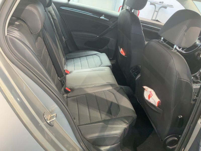 Volkswagen Golf VII 2.0 TDI Highline BlueMotion Tech 2013 – снимка 19