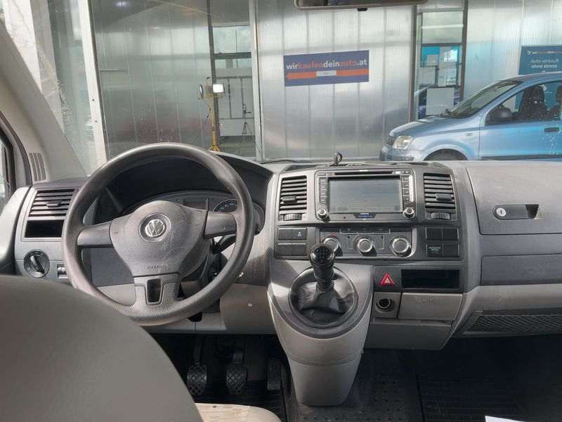Volkswagen T5 Kombi 2.0 TDI — zdjęcie 12