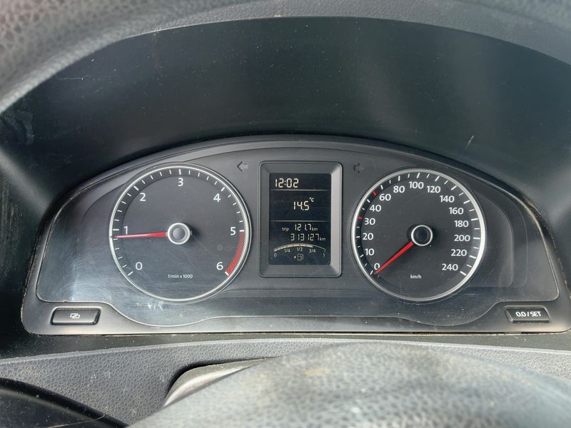 Volkswagen T5 Kombi 2.0 TDI — zdjęcie 13
