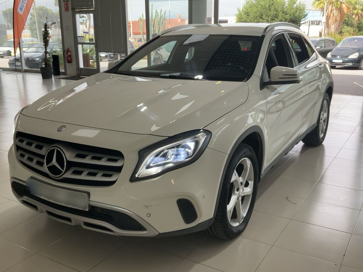Mercedes-Benz GLA-Klasse 2017 — photo 1