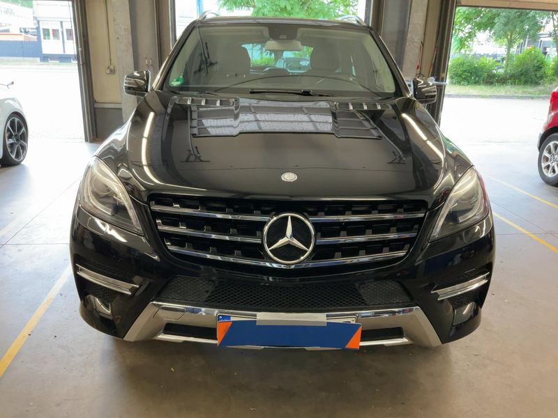 Mercedes-Benz M-Klasse ML 350 BlueEfficiency — zdjęcie 9