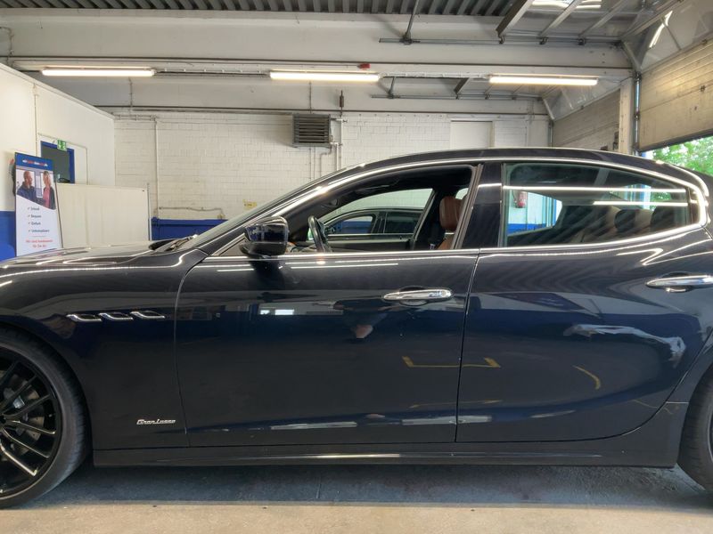 Maserati Ghibli 3.0 V6 TwinTurbo Gran Lusso S Q4 — zdjęcie 4