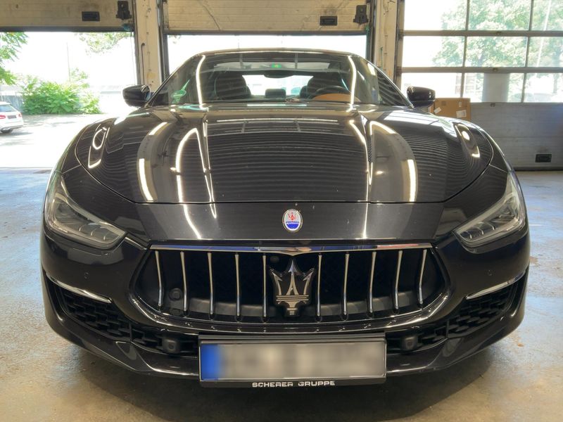 Maserati Ghibli 3.0 V6 TwinTurbo Gran Lusso S Q4 — zdjęcie 9