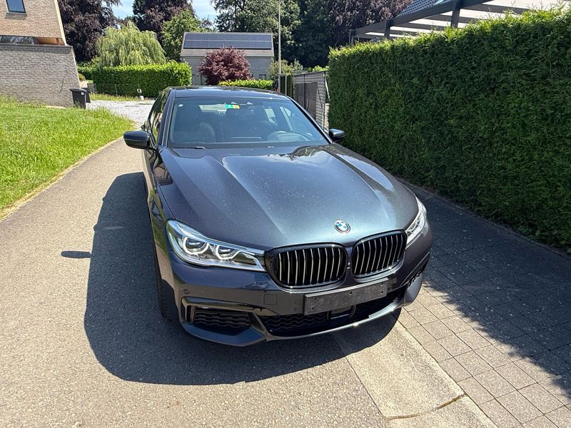 BMW 7er 740e IPerformance — zdjęcie 7