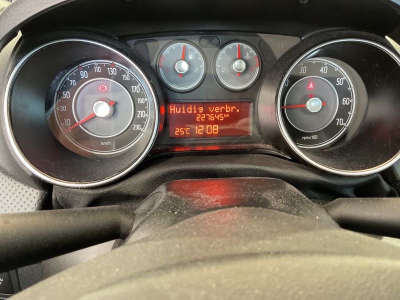 Fiat Punto Evo 1.3 JTD Dynamic — zdjęcie 4